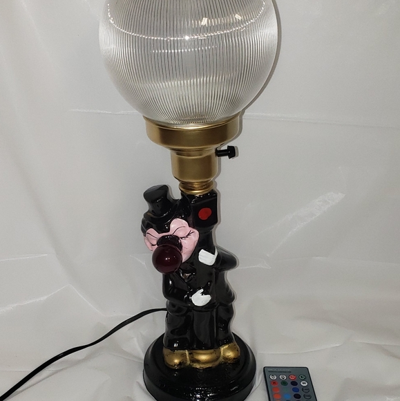 RARE VINTAGE RESTORED DRUNK HOBO LEANING ON LIGHT POLE - Picture 6 of 15